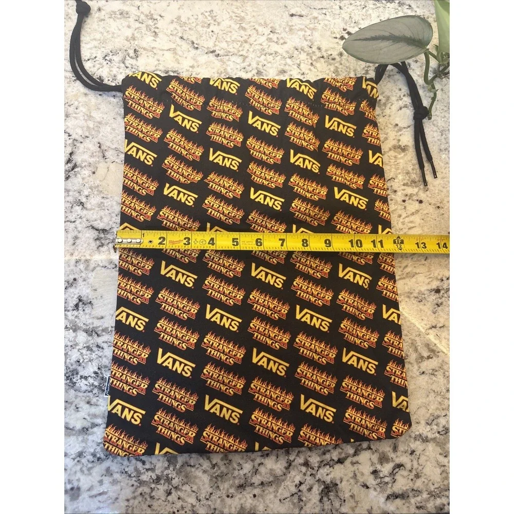 VANS X Stranger Things Bag Cinched Drawstring Canvas Shoe Pouch‎ 11.75 x 15.75